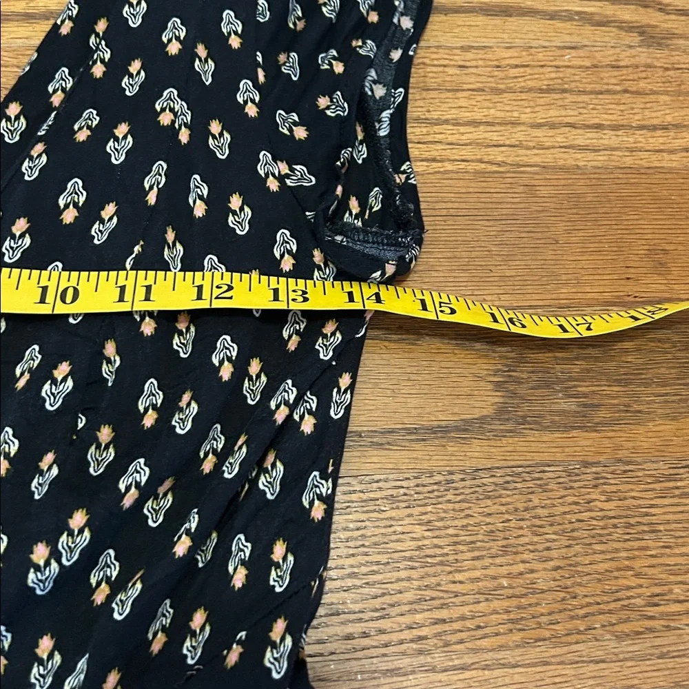 Urban Outfitters Malena Feminine Flare Low Cut Midi Dress - Picture 9 of 15